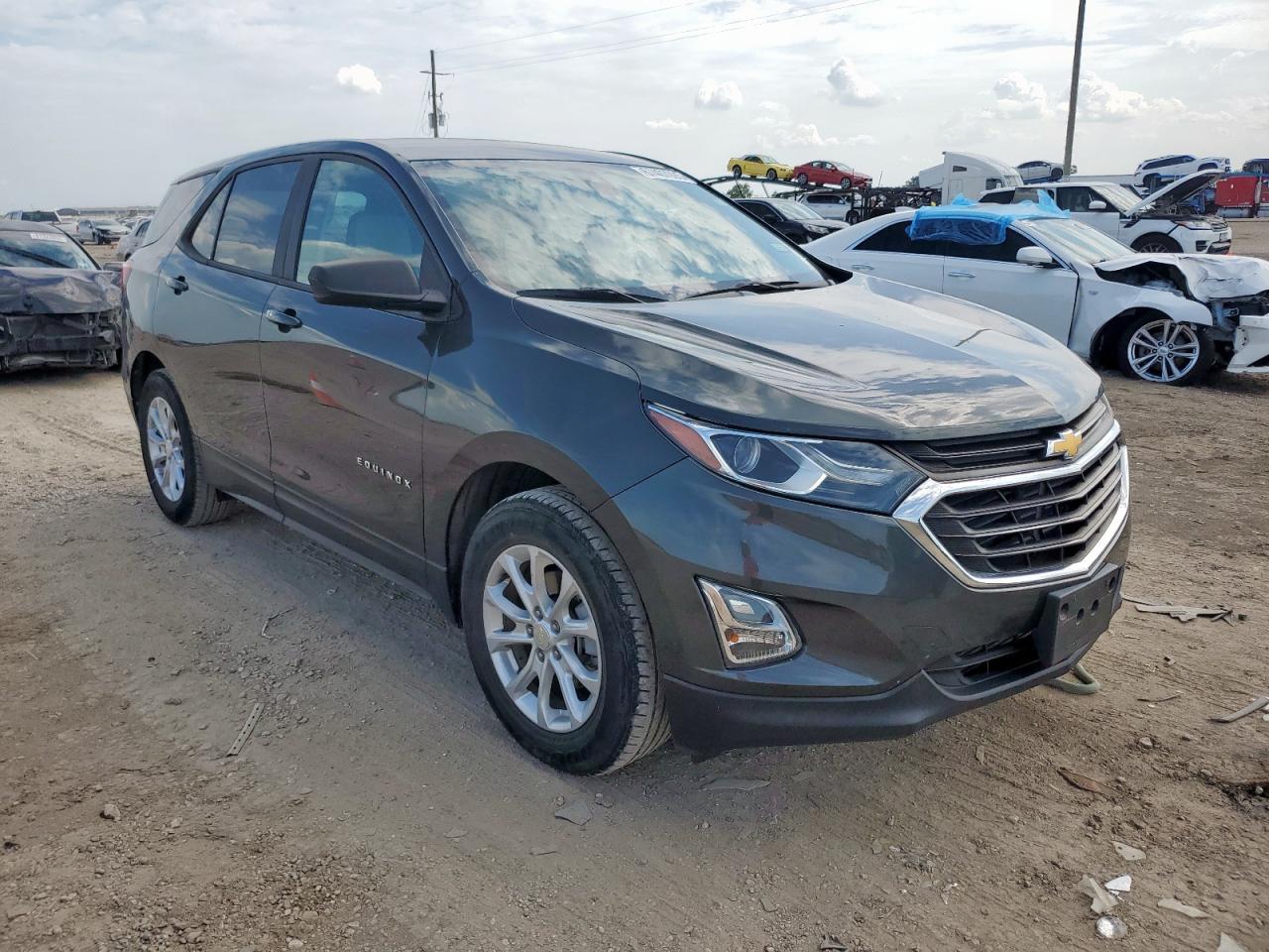 2020 Chevrolet Equinox Ls - Image 4