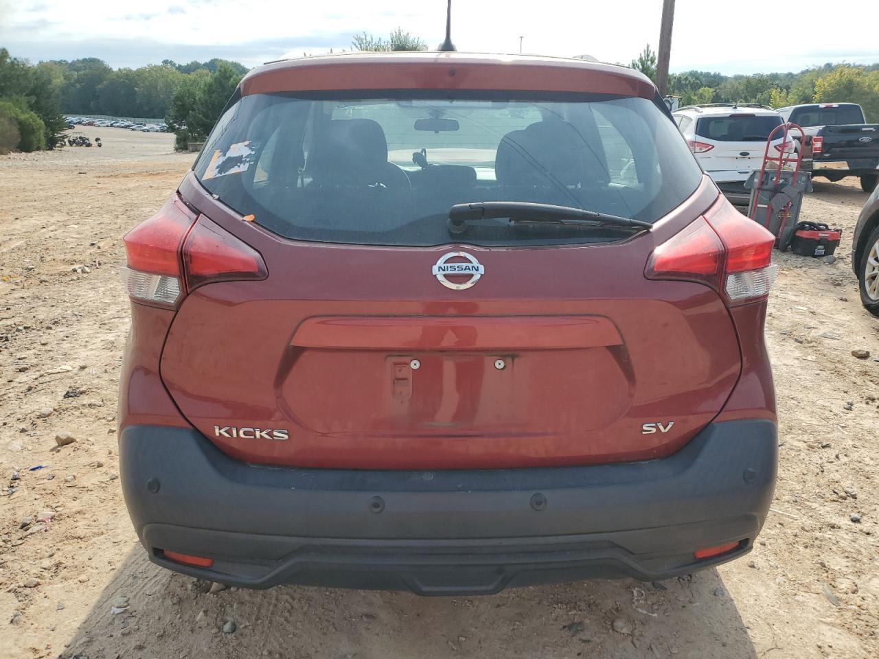 2020 Nissan Kicks Sv - Image 6