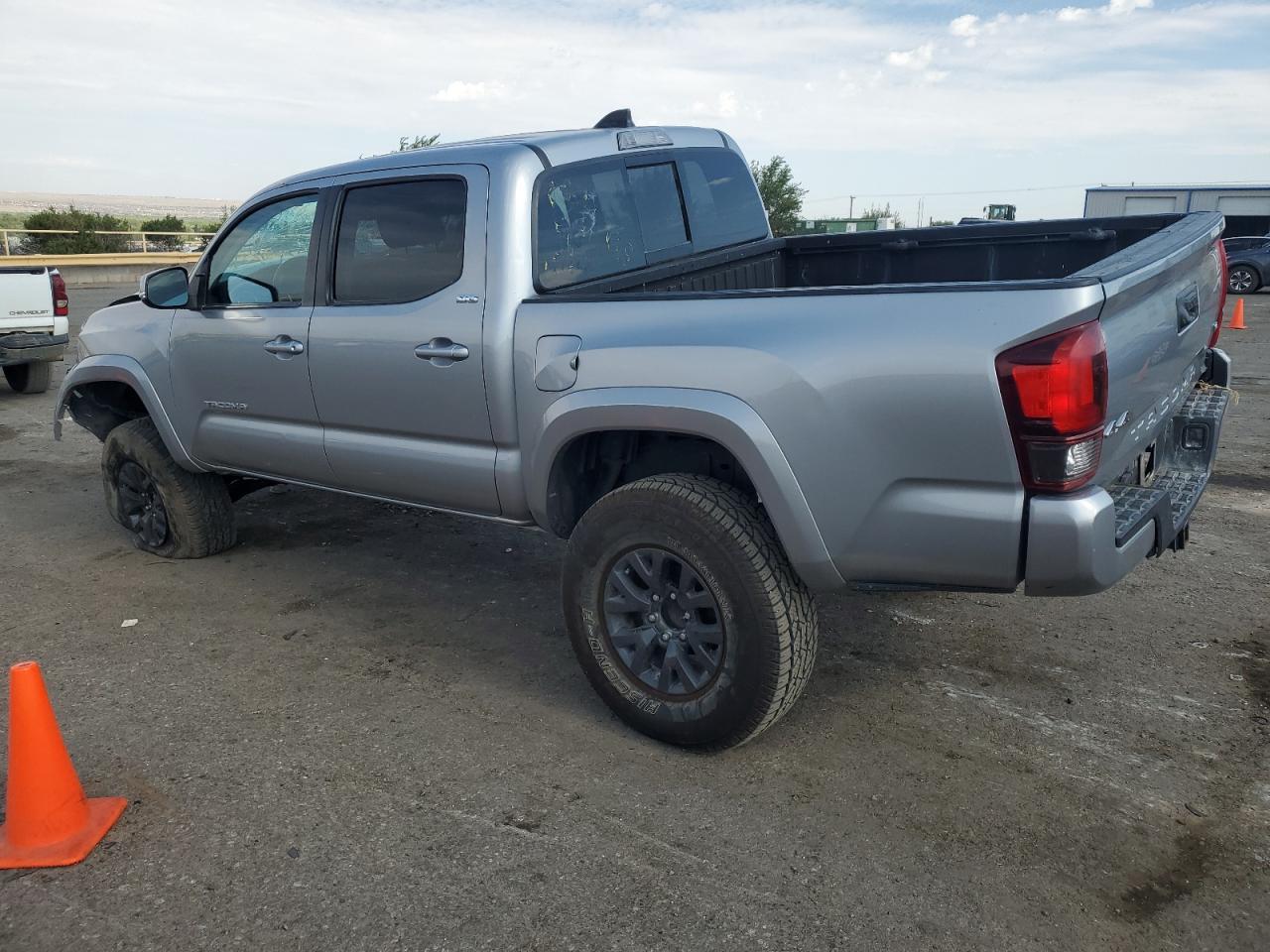 2021 Toyota Tacoma Double Cab - Фото 2