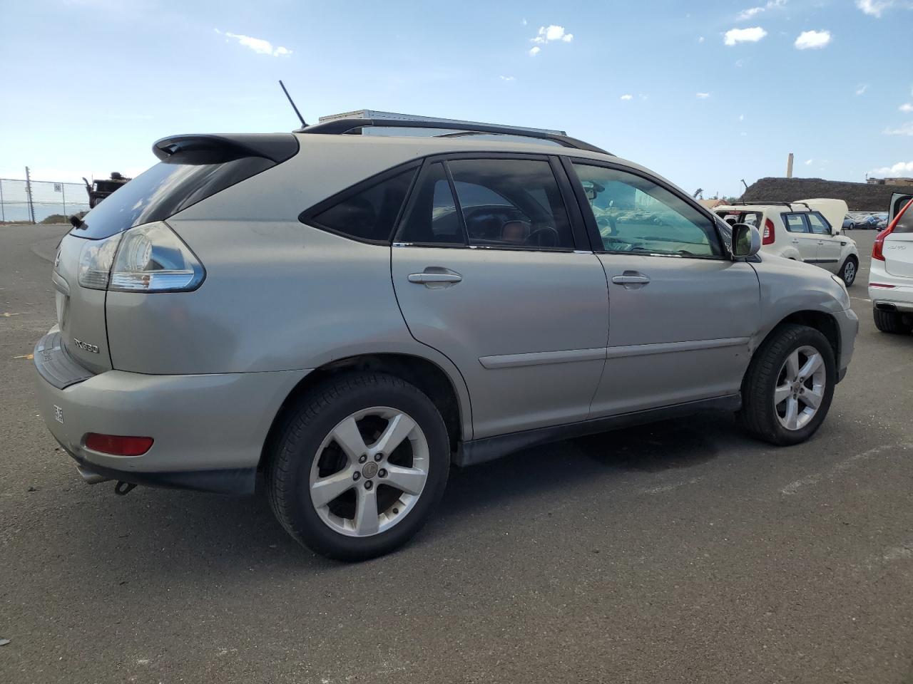 2005 Lexus Rx 330 - Image 3