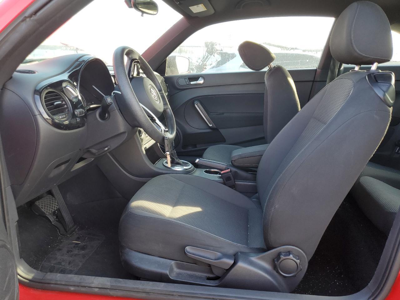 2014 Volkswagen Beetle - Фото 7