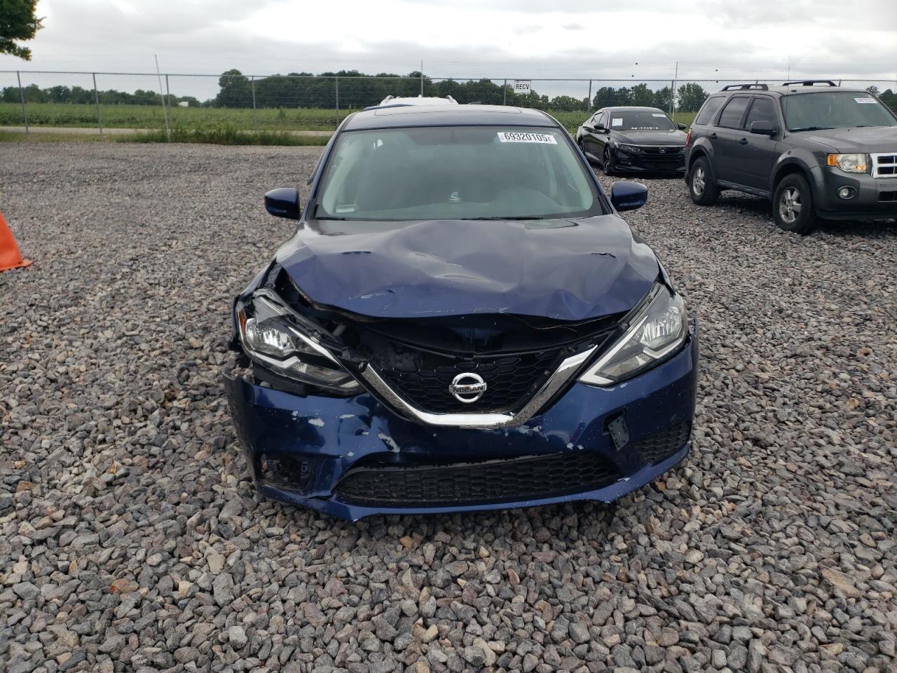 2016 Nissan Sentra S - Image 5