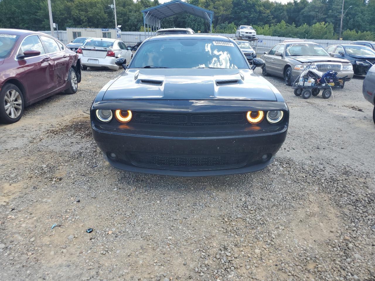 2019 Dodge Challenger Sxt - Image 5