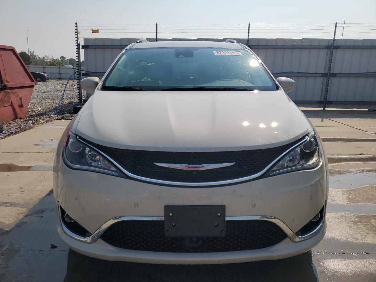 2019 Chrysler Pacifica Touring L - Image 5