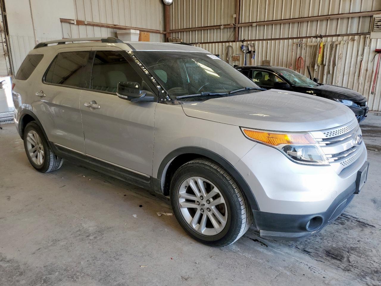 2015 Ford Explorer Xlt - Image 4