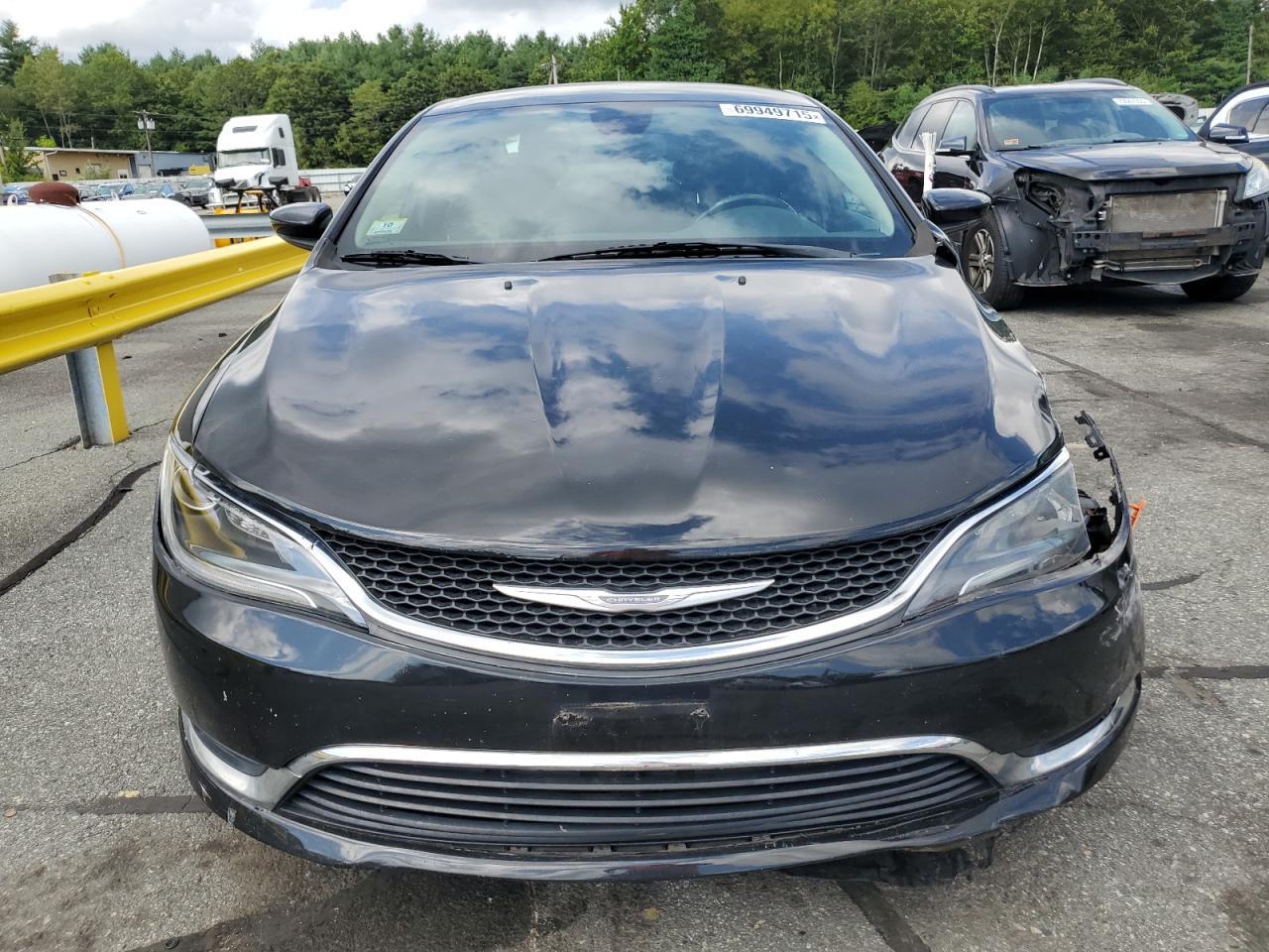 2016 Chrysler 200 Limited - Фото 5