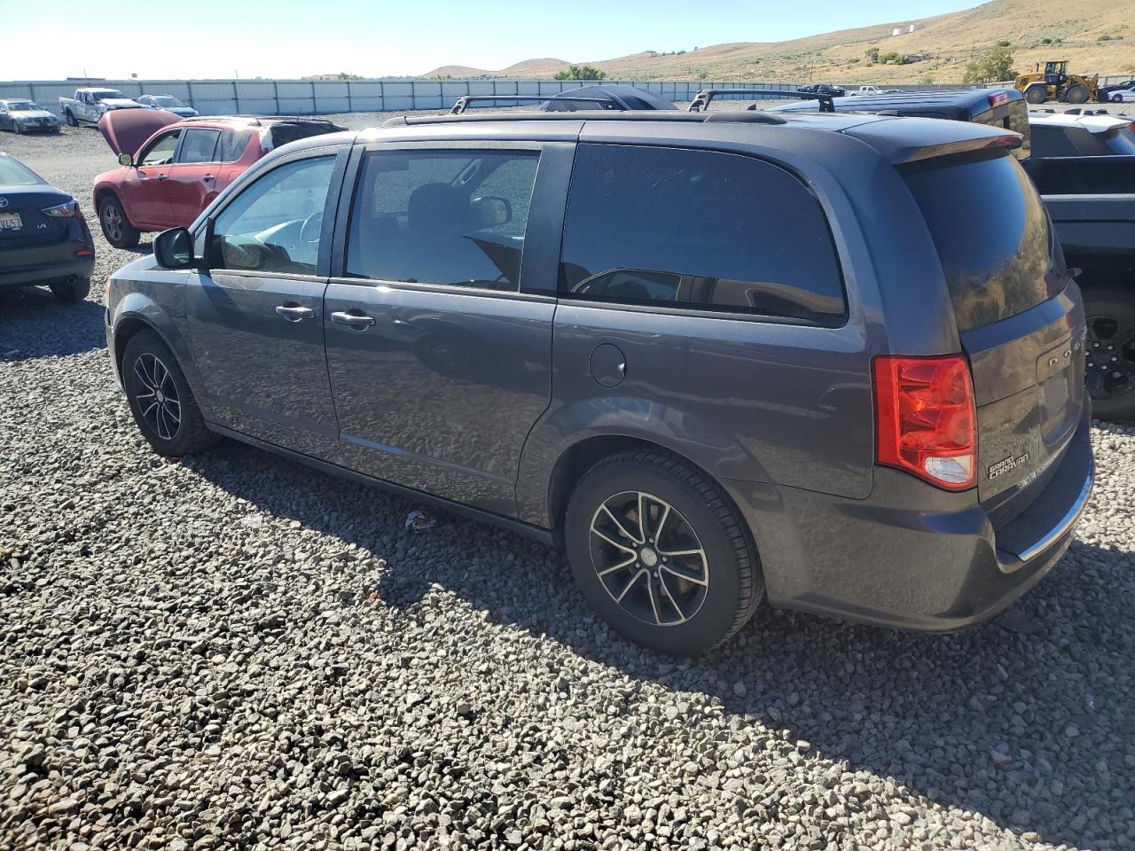 2018 Dodge Grand Caravan Gt - Фото 2