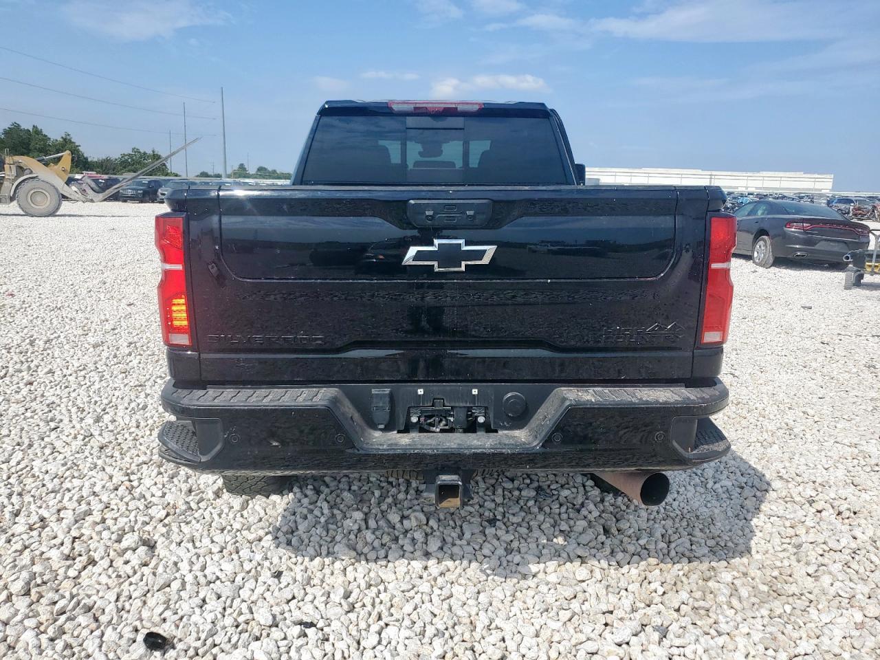 2024 Chevrolet Silverado K3500 High Country - Image 6