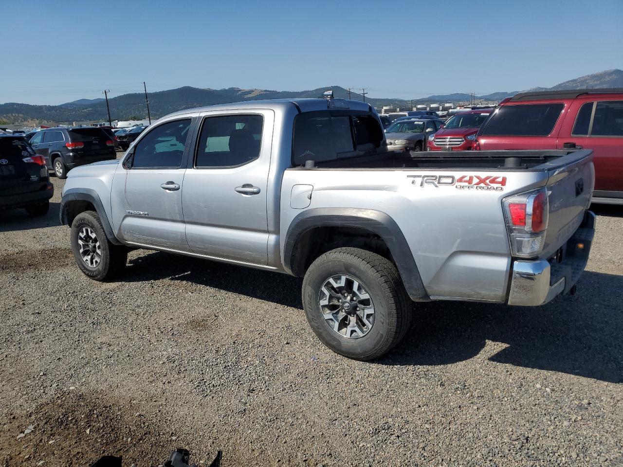 2021 Toyota Tacoma Double Cab - Фото 2