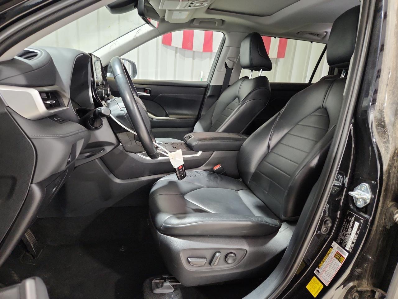 2022 Toyota Highlander Hybrid Xle - Image 7