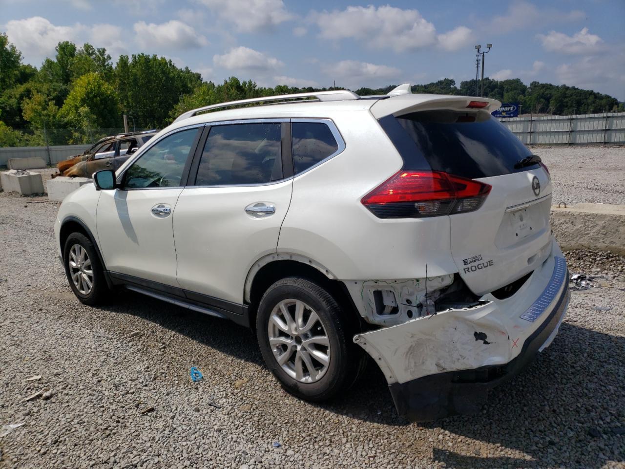 2017 Nissan Rogue Sv - Фото 2