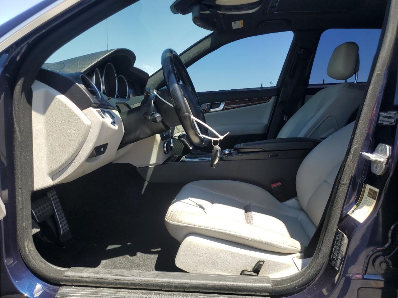 2012 Mercedes-Benz C 250 - Image 7