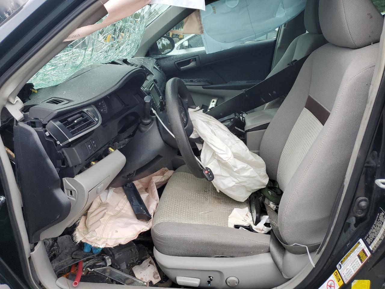 2012 Toyota Camry Base - Фото 7