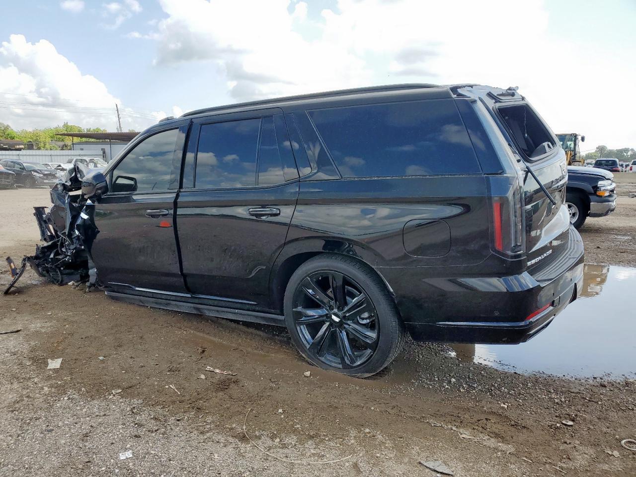 2025 Cadillac Escalade Sport Platinum - Фото 2