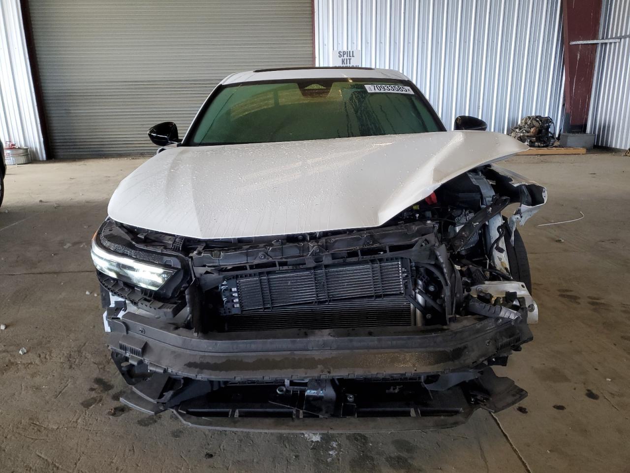 2023 Honda Accord Hybrid Sport-L - Image 5