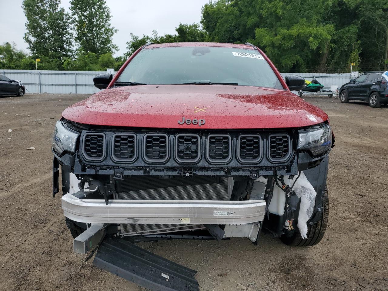 2025 Jeep Compass Latitude Lux - Image 5