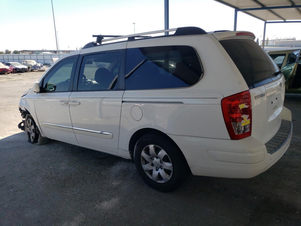 2008 Hyundai Entourage Gls - Фото 2
