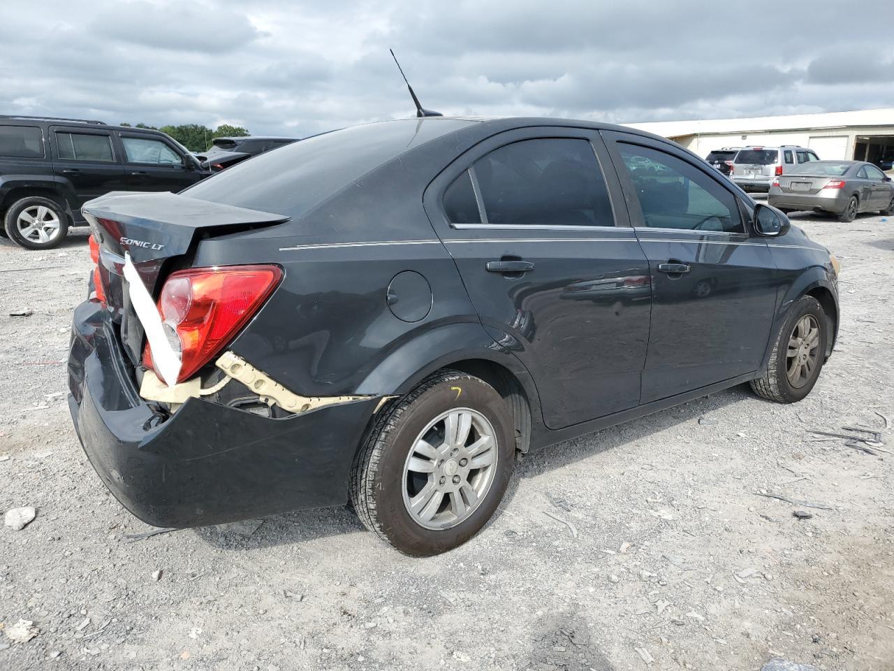 2014 Chevrolet Sonic Lt - Фото 3