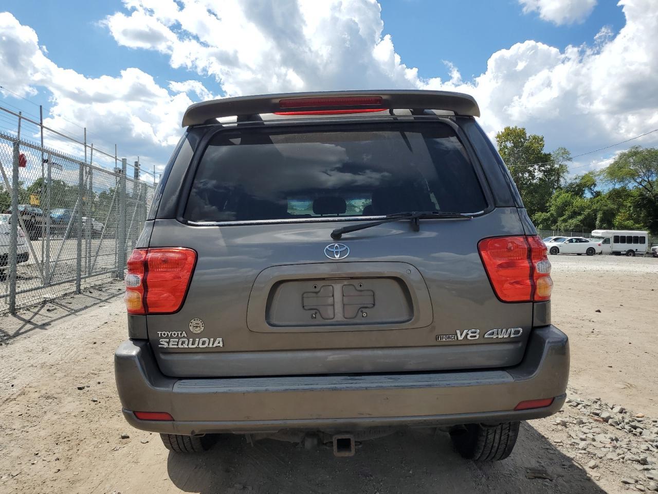 2004 Toyota Sequoia Limited - Фото 6