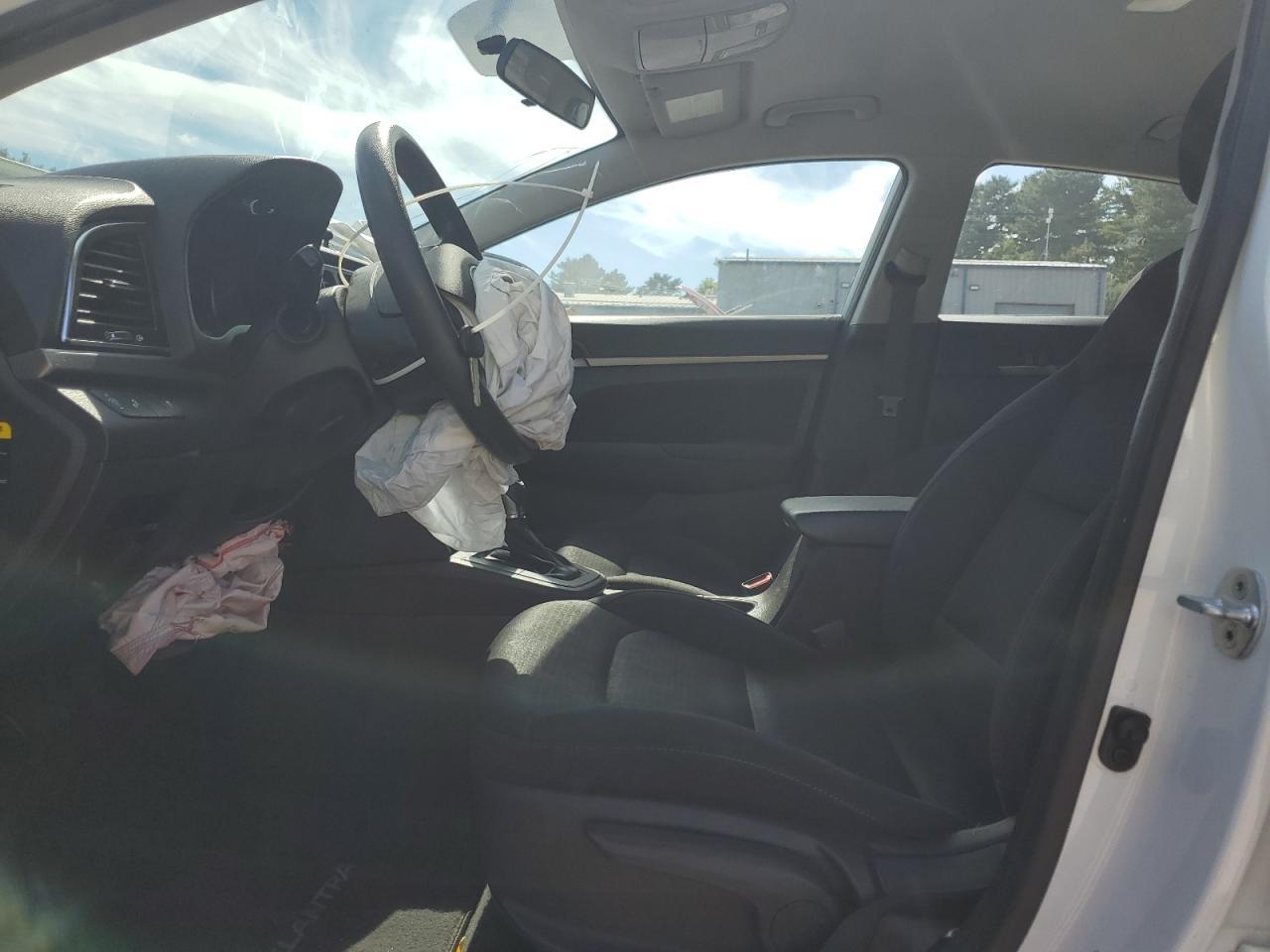 2018 Hyundai Elantra Sel - Image 7