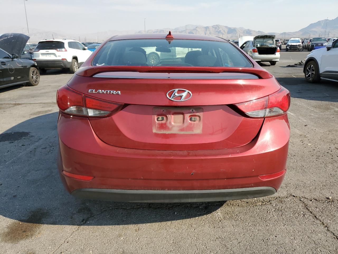 2016 Hyundai Elantra Se - Image 6