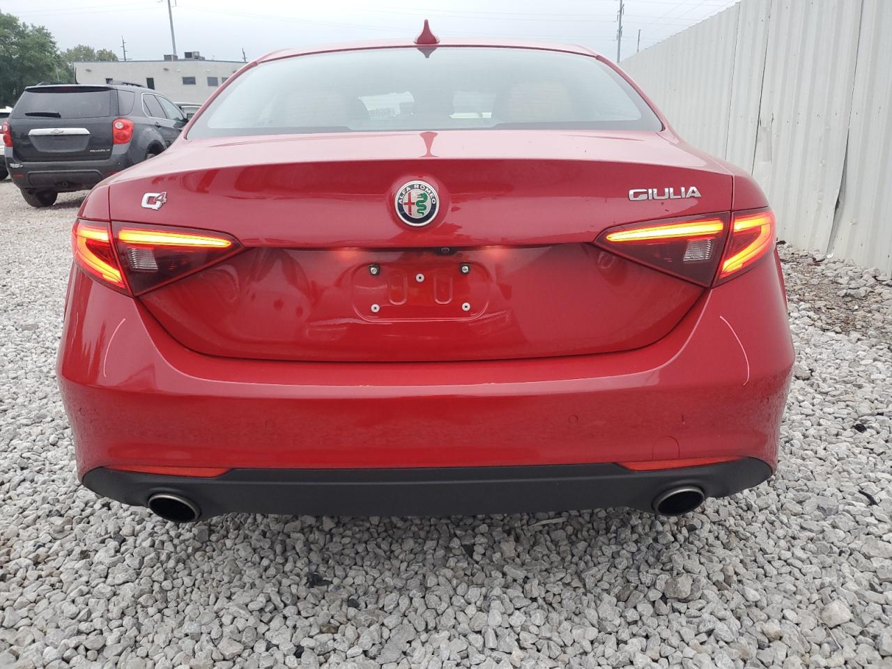 2017 Alfa Romeo Giulia Q4 - Image 6