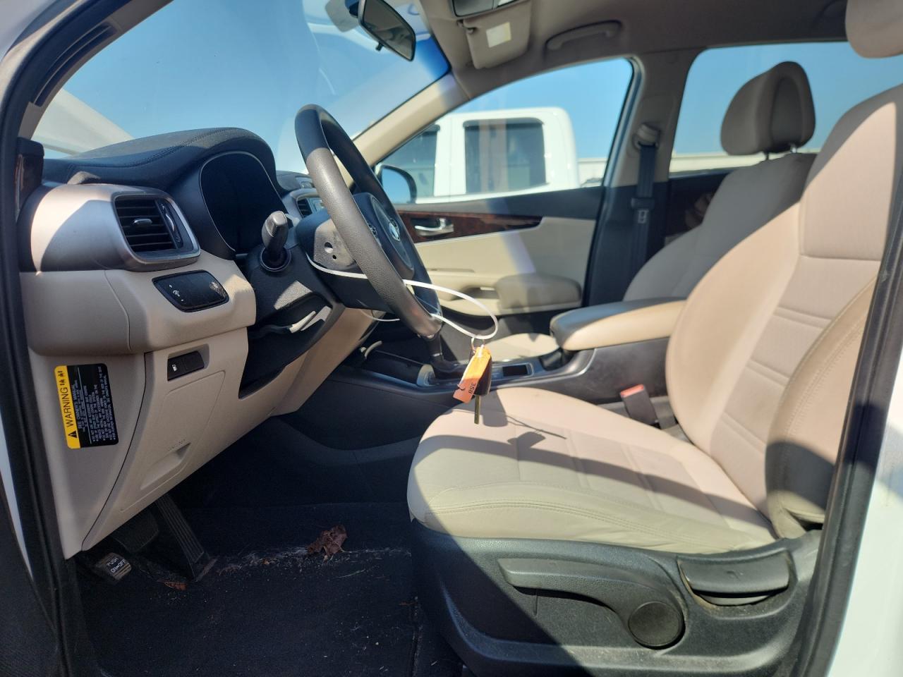 2016 Kia Sorento Lx - Image 7