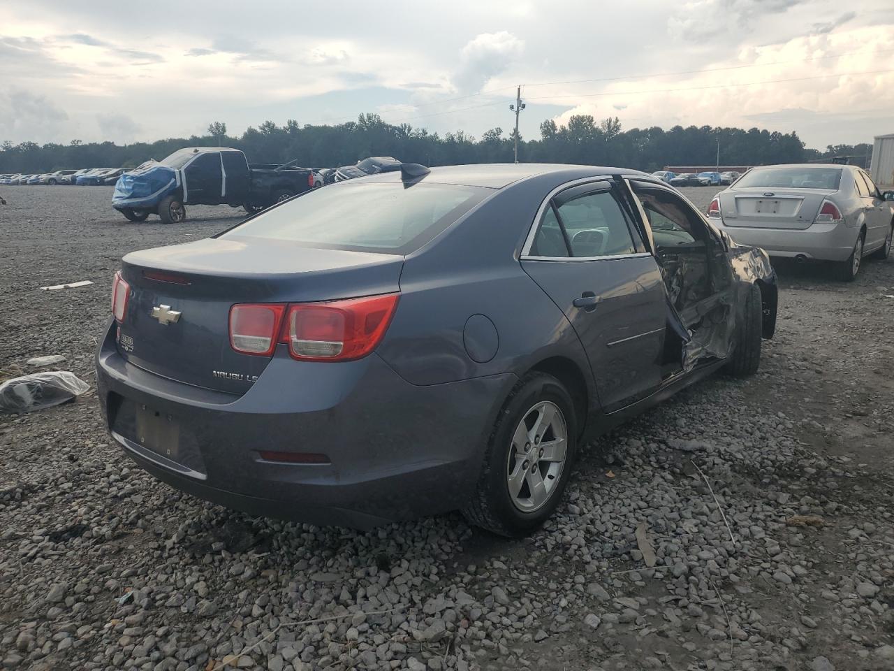 2015 Chevrolet Malibu Ls - Image 3