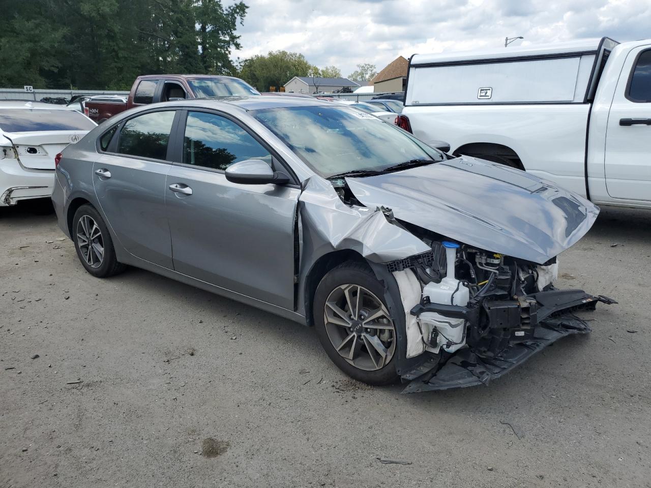 2022 Kia Forte Fe - Фото 4