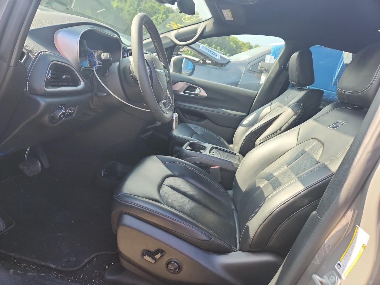 2023 Chrysler Pacifica Hybrid Touring L - Фото 7