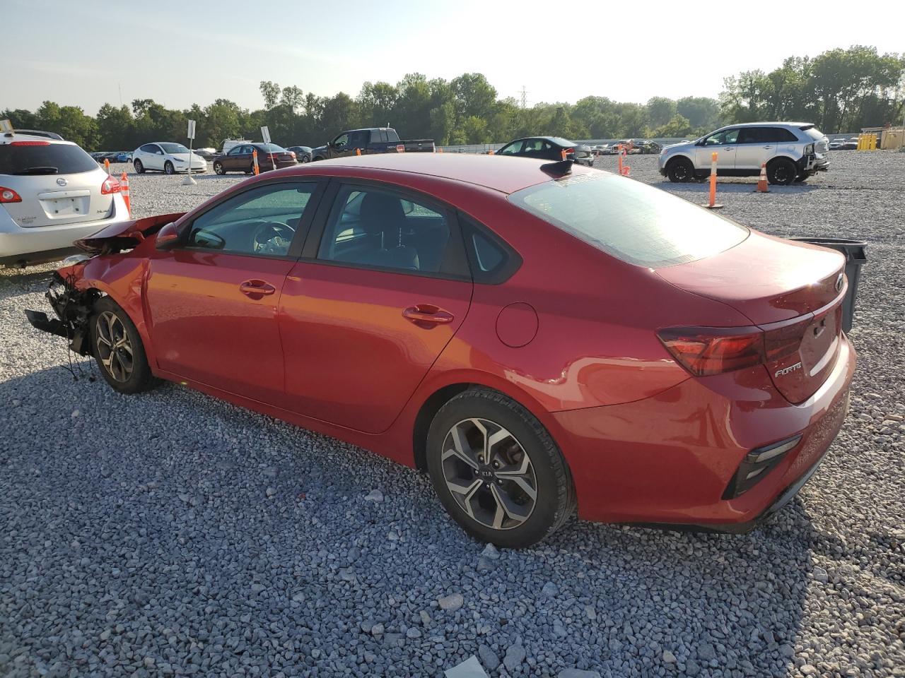 2021 Kia Forte Fe - Фото 2