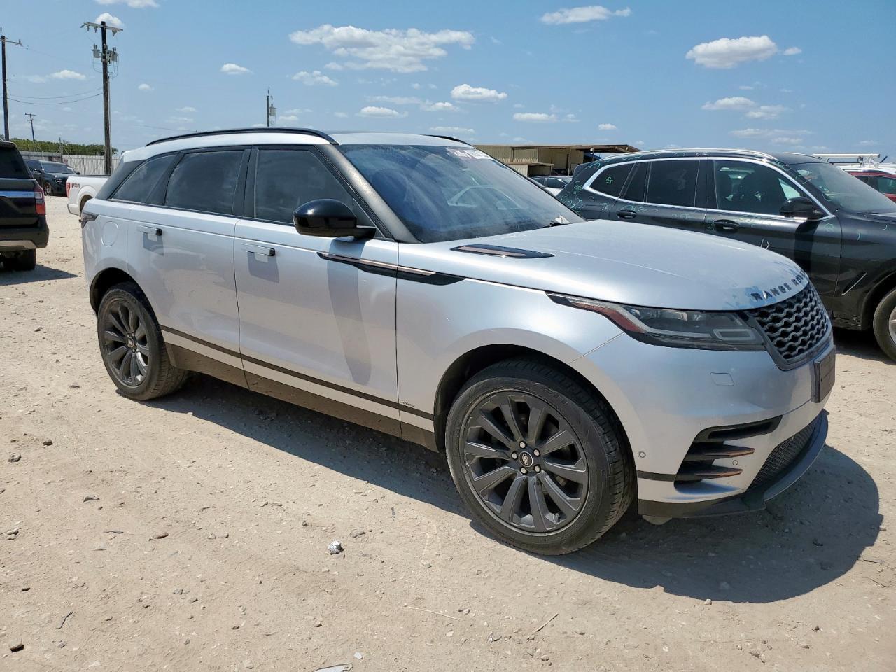 2018 Land Rover Range Rover Velar R-Dynamic Se - Image 4