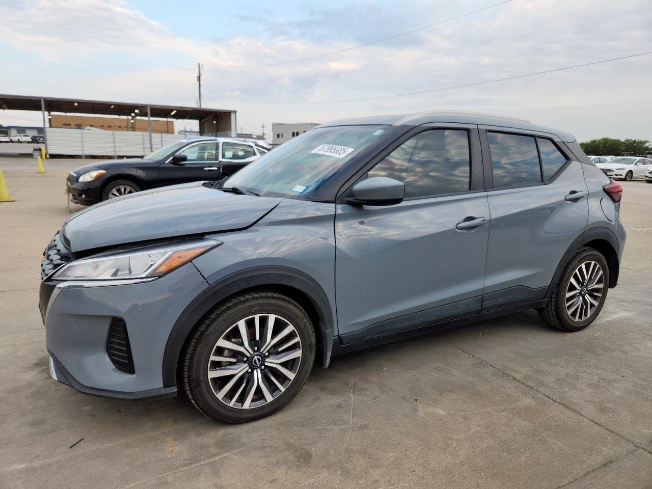 2022 Nissan Kicks Sv