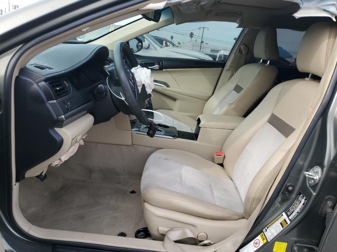2013 Toyota Camry Hybrid - Image 7