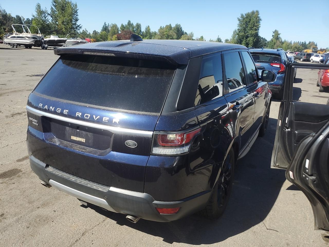 2017 Land Rover Range Rover Sport Hse - Image 3