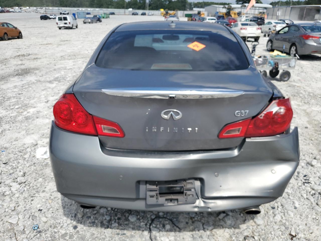 2013 Infiniti G37 Base - Image 6