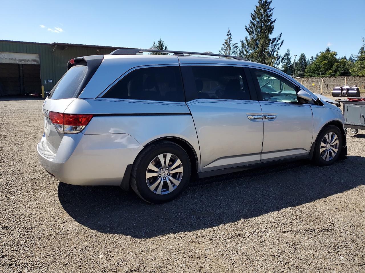 2014 Honda Odyssey Exl - Image 3