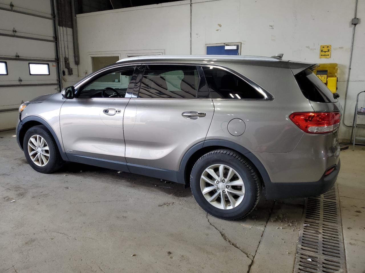 2016 Kia Sorento Lx - Фото 2
