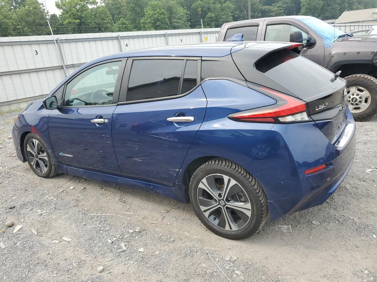 2018 Nissan Leaf S - Image 2