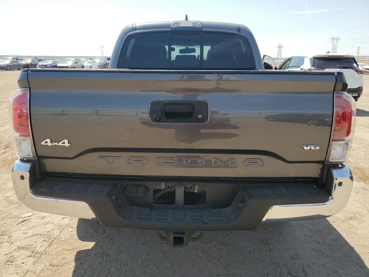 2016 Toyota Tacoma Double Cab - Фото 6