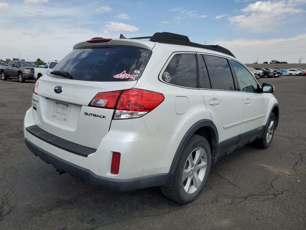 2013 Subaru Outback 2.5I Limited - Image 3