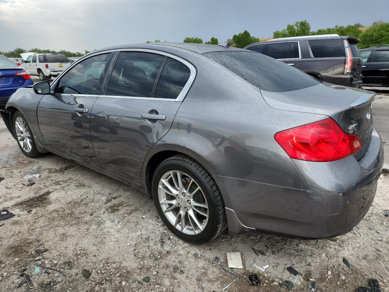 2013 Infiniti G37 - Фото 2