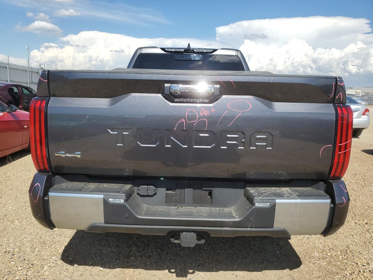 2022 Toyota Tundra Limited - Image 6