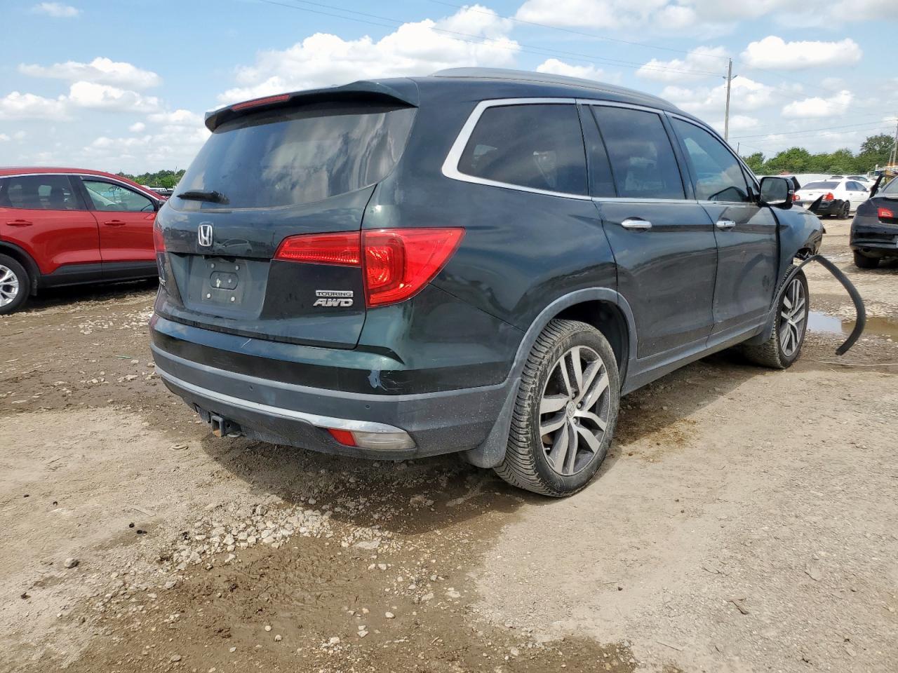 2017 Honda Pilot Touring - Фото 3