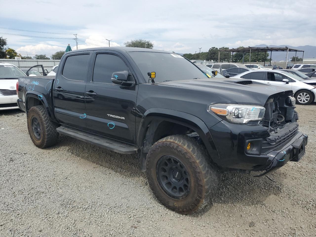 2019 Toyota Tacoma Double Cab - Image 4