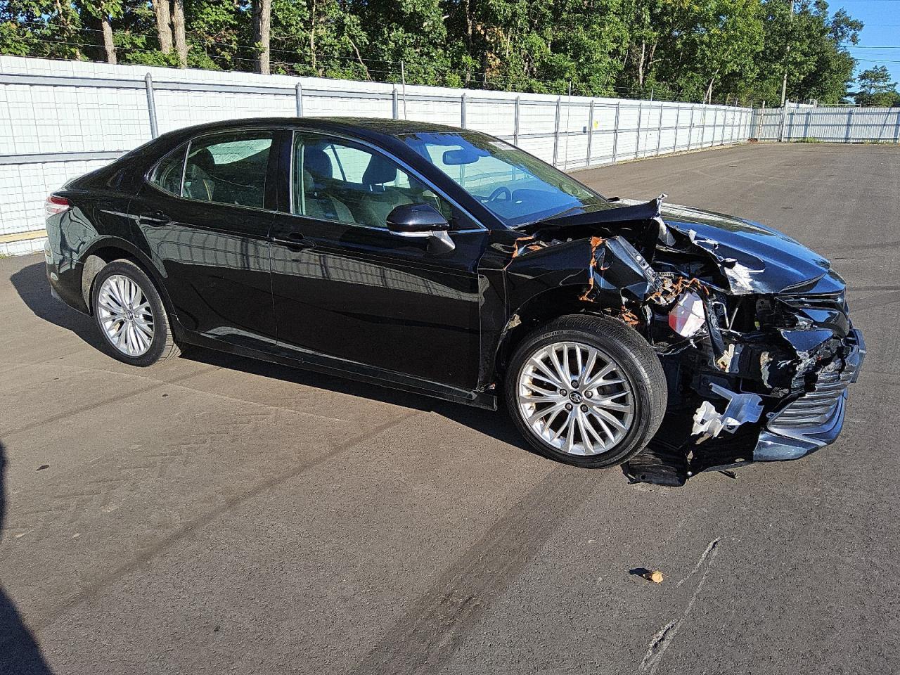2018 Toyota Camry L - Фото 4