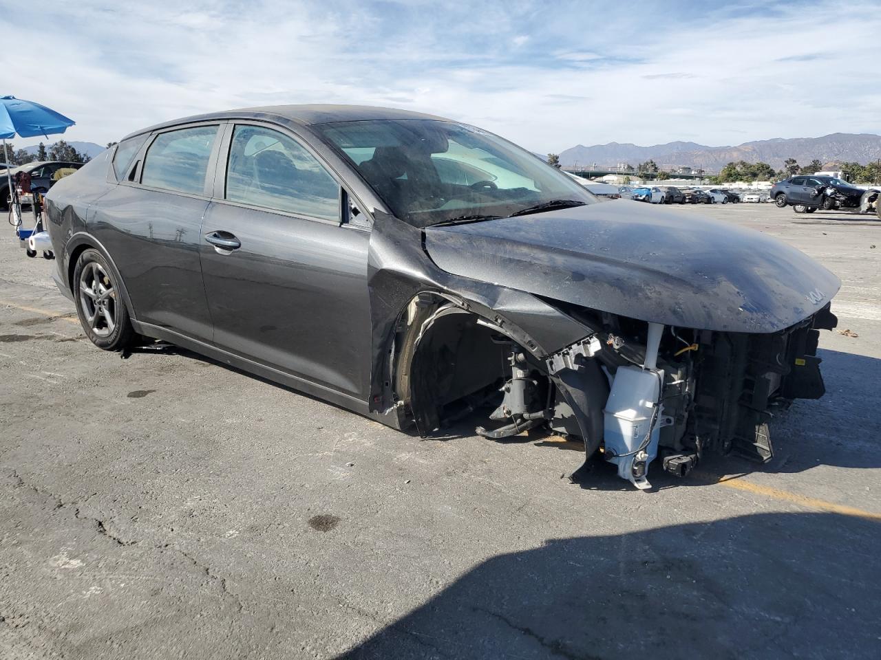 2025 Kia K4 Lx - Image 4