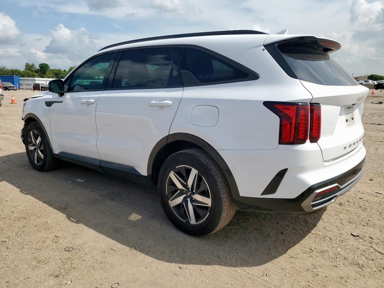 2022 Kia Sorento Ex - Фото 2