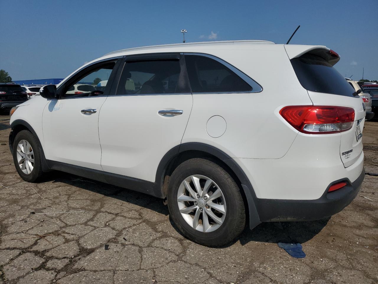 2017 Kia Sorento Lx - Фото 2