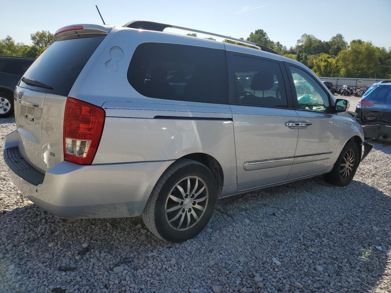2012 Kia Sedona Ex - Фото 3